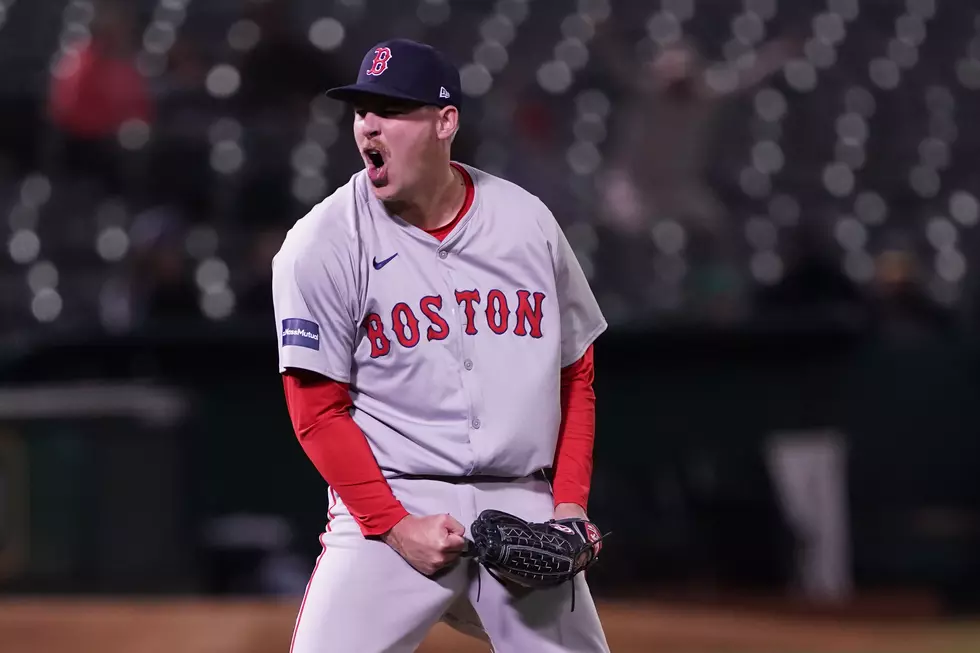 Red Sox Beat Oakland 5-4 in 11 Innings