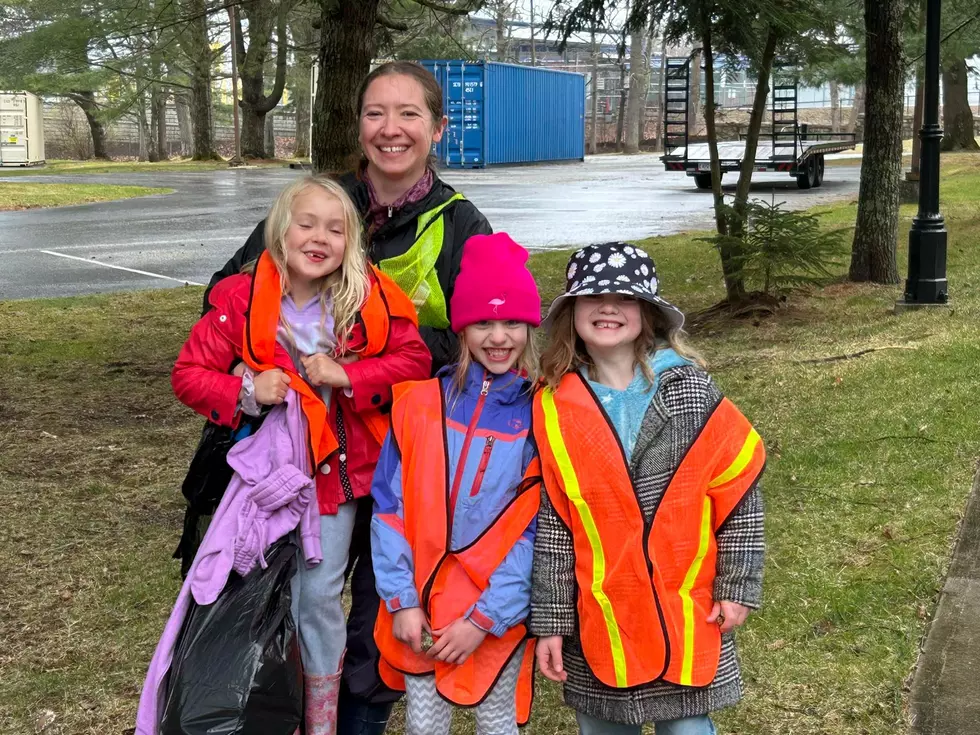 Register Now for Friends of Acadia Earth Day Roadside Cleanup on April 25